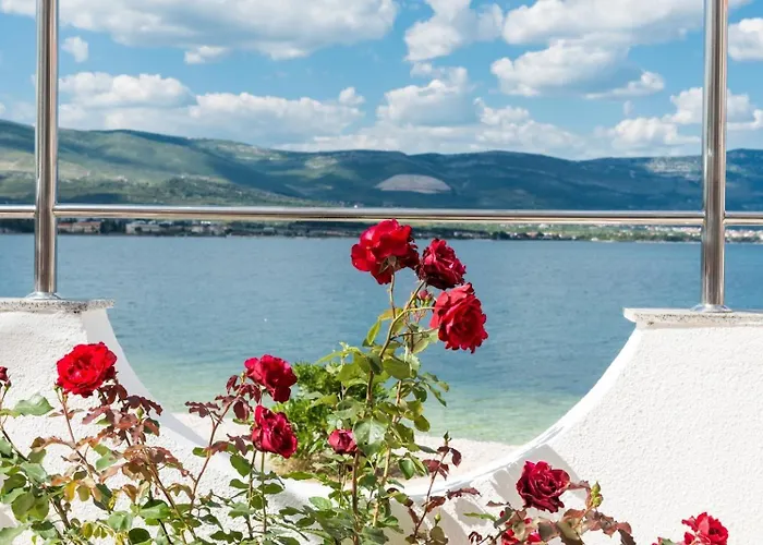 דירה By The Sea Arbanija, Ciovo - 13576